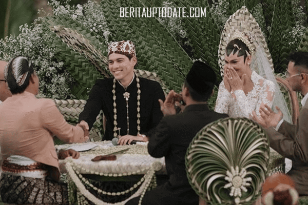Maxime Bouttier Full Senyum Usai Nikahi Luna Maya (1)