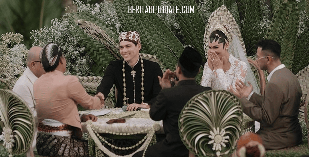 Maxime Bouttier Full Senyum Usai Nikahi Luna Maya (1)